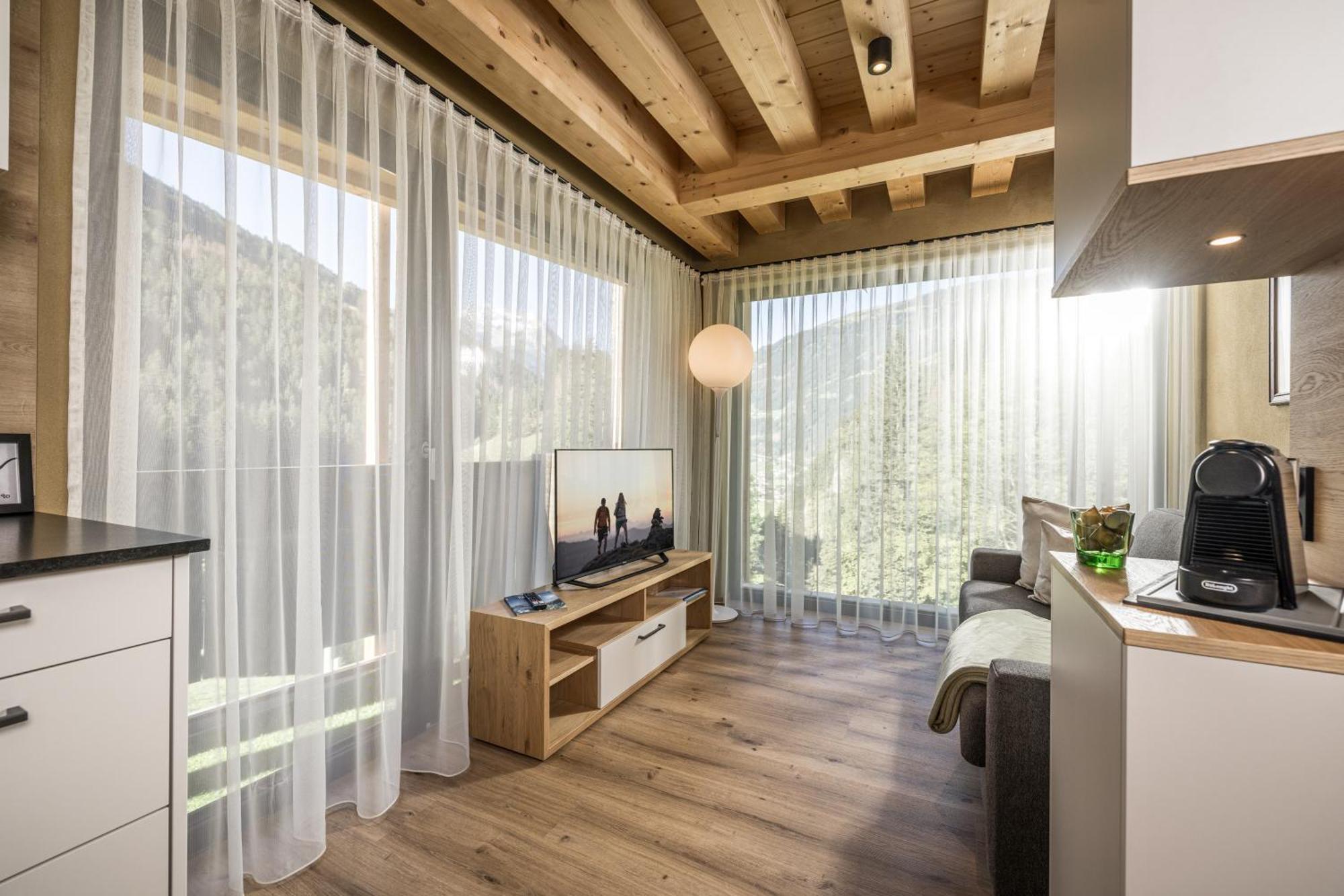 Natur Zeit - Alpine Garden Apartments Mayrhofen Exteriör bild