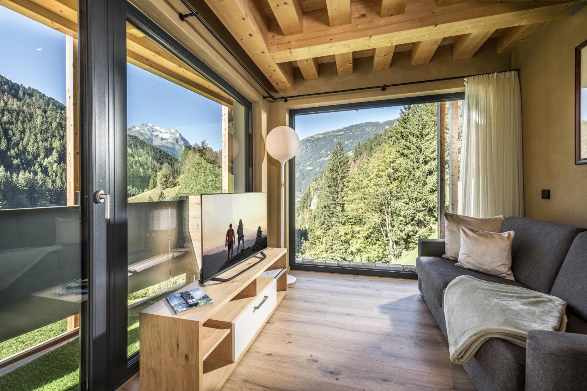 Natur Zeit - Alpine Garden Apartments Mayrhofen Exteriör bild